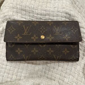 Authentic Louis Vuitton Portefeuille International Monogram Wallet Brown